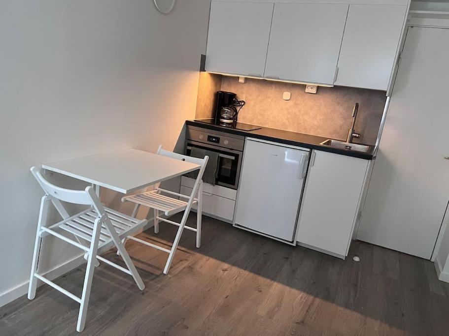 Apartamento Laegenhet Med Egen Ingang. Sundsvall Exterior foto